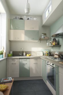 Κουζίνα 6 τ.μ. σε παστέλ χρώματα