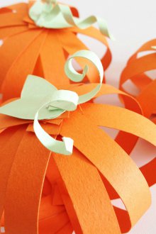 Απόκριες κολοκύθες από χαρτί κορδέλες