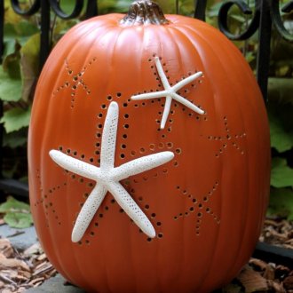 Απόκριες κολοκύθες με διακόσμηση αστέρων