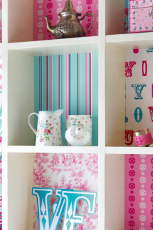 Ντουλάπα ντεκόρ με ταπετσαρία