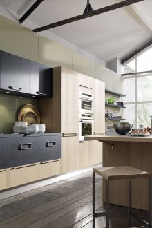 Πολυεπίπεδη κουζίνα σε ιδιωτικό σπίτι