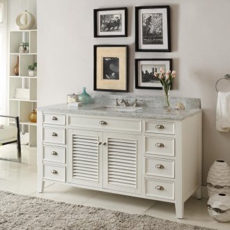 Λευκό μπάνιο με βάθρο