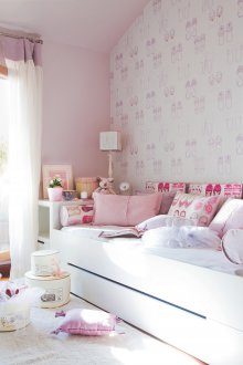 Ροζ παιδιά για το κορίτσι