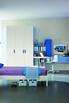 Παιδικό δωμάτιο για ένα αγόρι σε μοβ