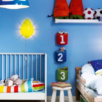 Το παιδικό δωμάτιο για το αγόρι είναι μπλε