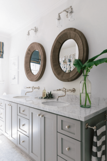 Σίδερο καθρέφτη από ξύλο