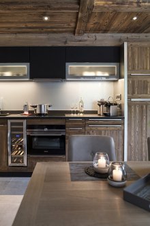 Κουζίνα από συμπαγές ξύλο