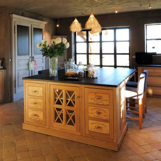 Στερεά σοφίτα κουζίνας