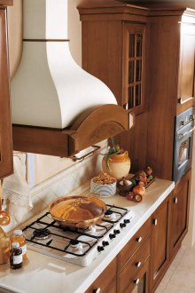 Μικρή κουζίνα από μασίφ ξύλο