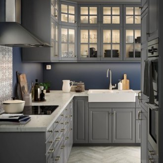 Στερεά γκρίζα κουζίνα