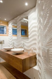 3d πάνελ σε ένα συνδυασμένο μπάνιο