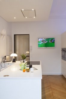 Πλύνετε στην οροφή της κουζίνας