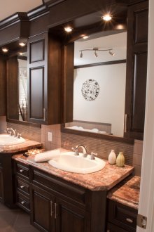 Στερεό ξύλινο ντουλάπι μπάνιου