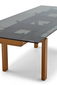 Μετατρέψιμο τραπέζι από ξύλο και γυαλί