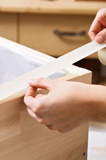 Επανάληψη επίπλων με ταινία