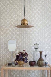 Τελειώνοντας το διάδρομο με ταπετσαρία σε ένα μικρό μοτίβο