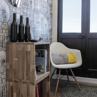 Διακόσμηση του διαδρόμου με ταπετσαρία με μοτίβο