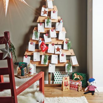 Διακόσμηση ενός διαμερίσματος στούντιο με σανίδες