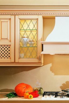 Διαφανή βιτρό στην κουζίνα