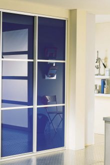 Συρόμενη ντουλάπα μπλε