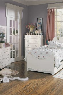 Παιδικό δωμάτιο στο στυλ provence στο σπίτι