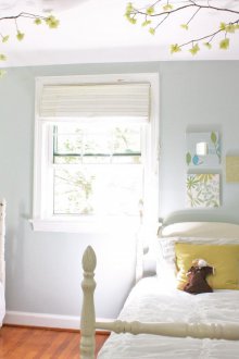 Το παιδικό δωμάτιο στο στυλ της Προβηγκίας είναι μικρό