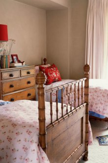 Παιδικό δωμάτιο σε στιλ Προβηγκίας για ετεροφυλόφιλα παιδιά