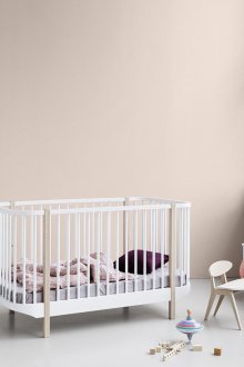 Ο σχεδιασμός του παιδικού δωματίου ενός παιδικού δωματίου είναι απλός