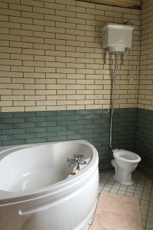 Γωνιακά υδραυλικά