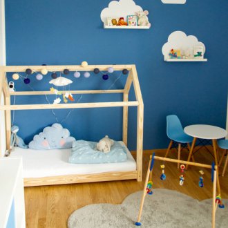 Στενό μπλε μωρό