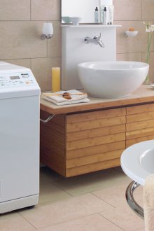 Πλυντήριο ρούχων στο μπάνιο