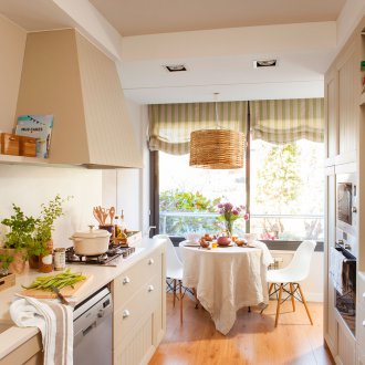 Σχεδιασμός μιας μικρής στενής κουζίνας