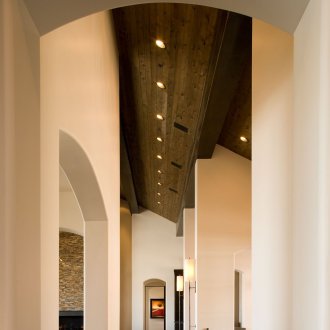 Σχεδιασμός του διαδρόμου με τόξο στο αρχοντικό