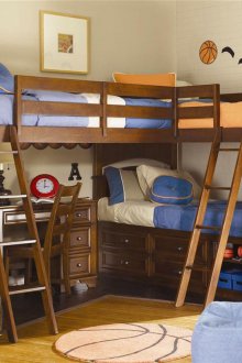 Σχέδιο νηπιαγωγείου για τρία παιδιά από δρυς