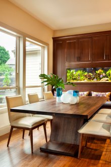 Έπιπλα από μασίφ ξύλο από το φενγκ σούι