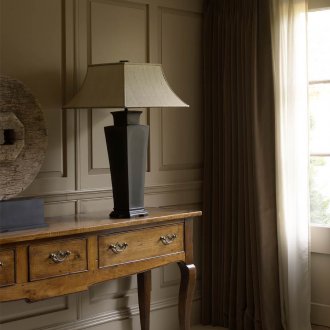 Δάπεδο καφέ με επένδυση καφέ