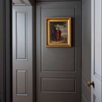 Διακόσμηση τοίχου από σκοτεινό διάδρομο