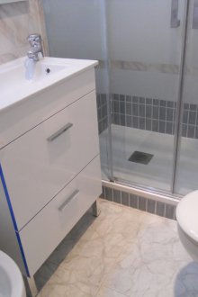 Μικρό μπάνιο με μπιντέ