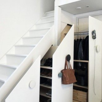 Σχεδιάστε ένα διάδρομο με μια σκάλα μετασχηματιστή