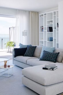 Οι επισκευές προϋπολογισμού σε διαμέρισμα στούντιο φωτεινό