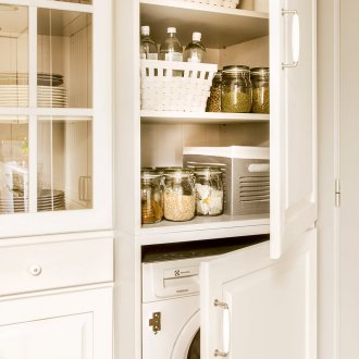 Κουζίνα 9 τ.μ. με πλυντήριο ρούχων