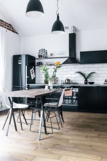 Κουζίνα 9 τ.μ. σε μονόχρωμη σχεδίαση