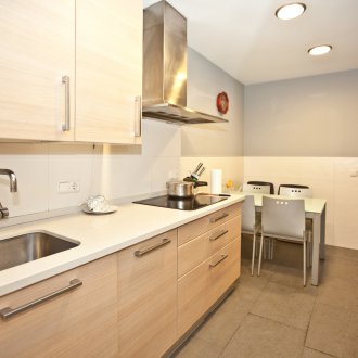 Κουζίνα 9 τ.μ. ξύλο