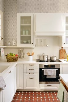 Κουζίνα 9 τ.μ. φωτεινή