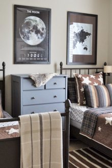 Σχεδιασμός παιδικού σταθμού για δύο αγόρια σε καφέ