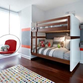 Σχεδιασμός παιδικού δωματίου για δύο αγόρια με πολυθρόνα