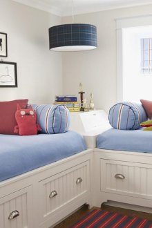 Σχεδιασμός παιδικού σταθμού για δύο αγόρια σε θαλάσσιο στυλ