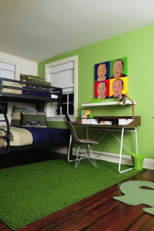 Σχεδιασμός παιδικού δωματίου για δύο αγόρια με τραπέζι