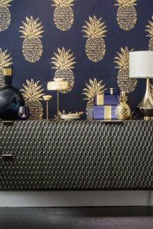 Σχεδιασμός ταπετσαρίας για διαμέρισμα στούντιο με ανανά