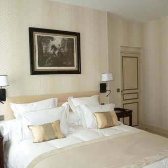 Σχεδιάστε ταπετσαρία στο υπνοδωμάτιο